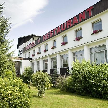 Hotel Borova Sihot Liptovský Hrádok Exterior foto
