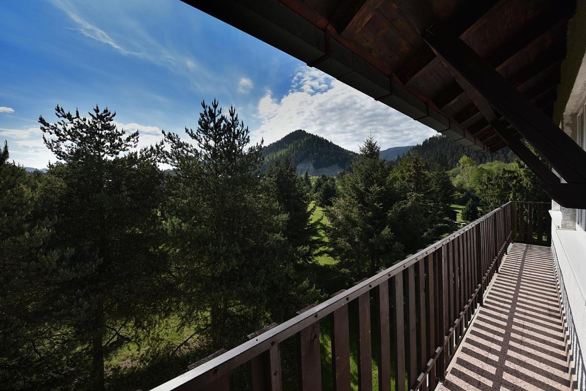 Hotel Borova Sihot Liptovský Hrádok Exterior foto
