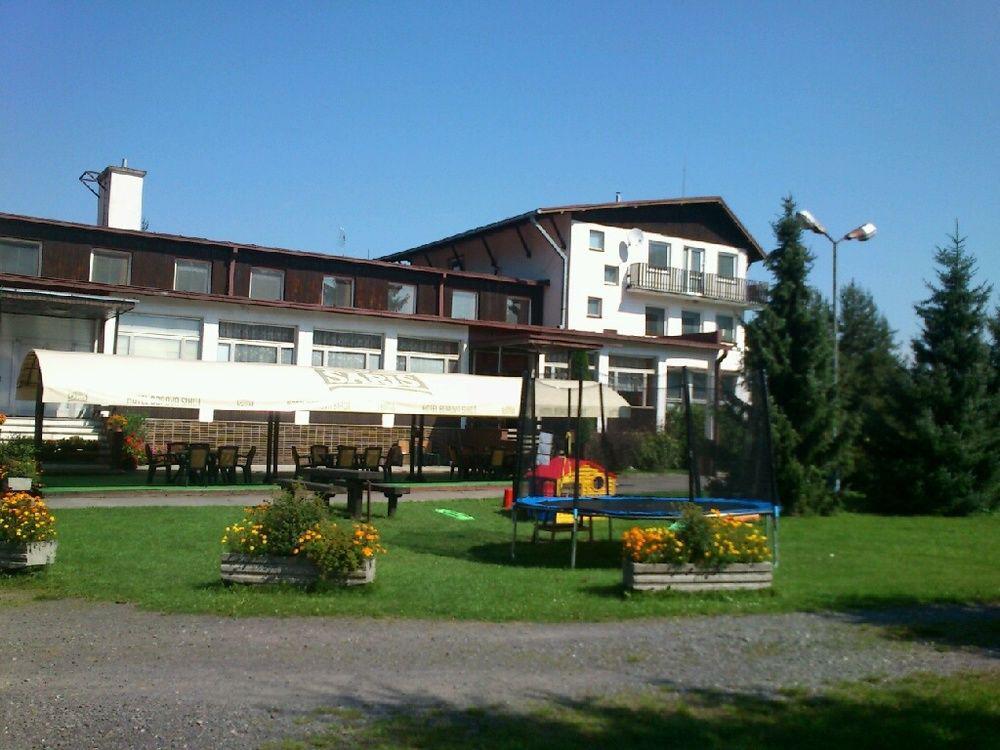 Hotel Borova Sihot Liptovský Hrádok Exterior foto