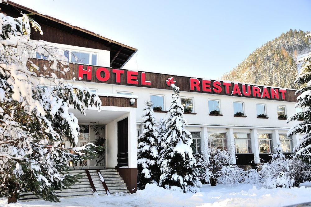 Hotel Borova Sihot Liptovský Hrádok Exterior foto